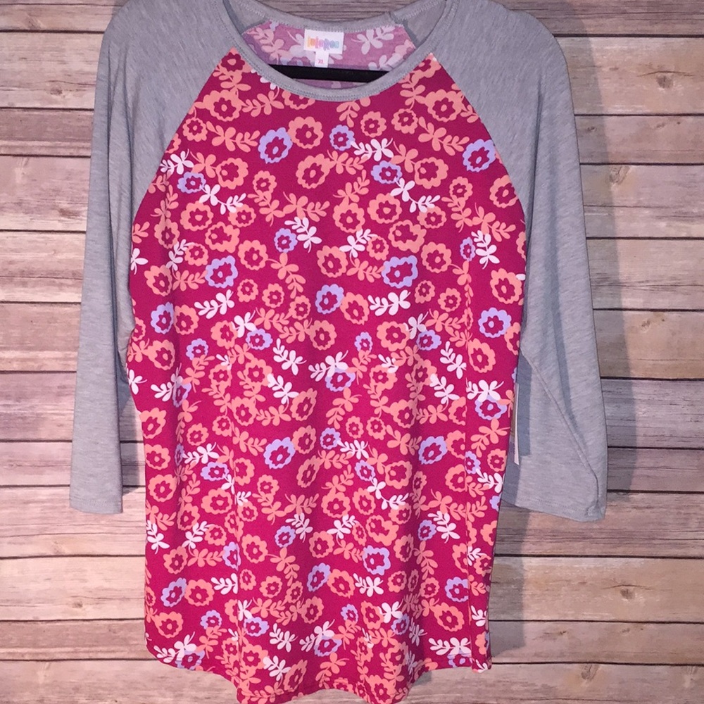 New LuLaRoe randy shirt